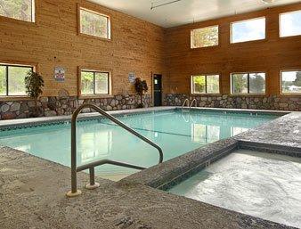 Zellar'S Village Inn Newberry ภายนอก รูปภาพ